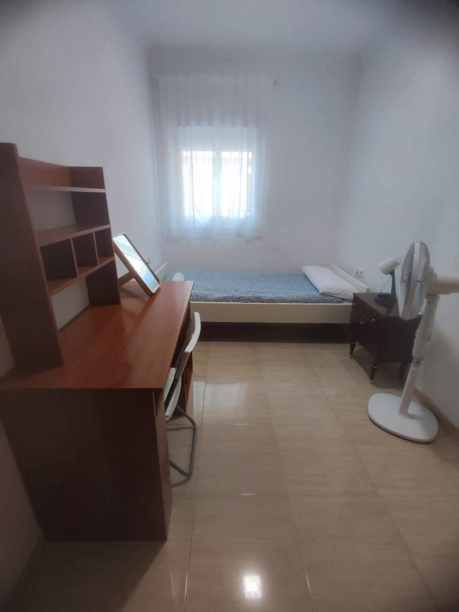 Planta Baja, Bien Comunicada, Cerca De La Playa Apartment *